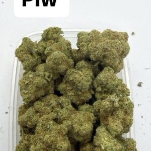 Canadienne Weed